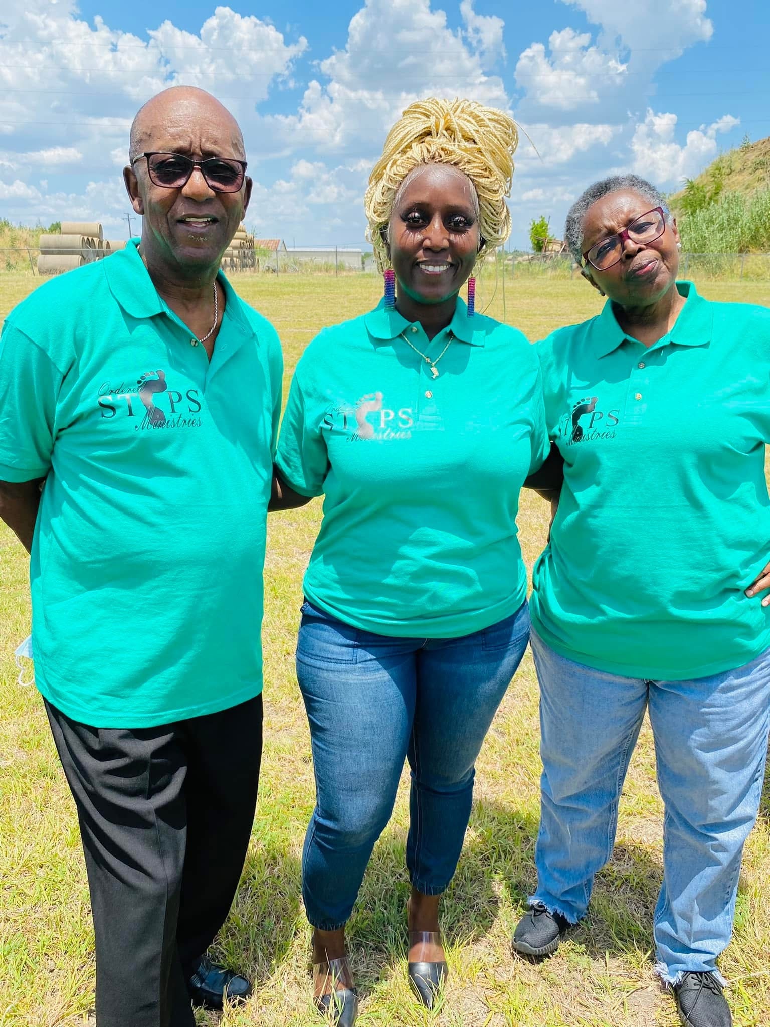Homeless outreach serving meals