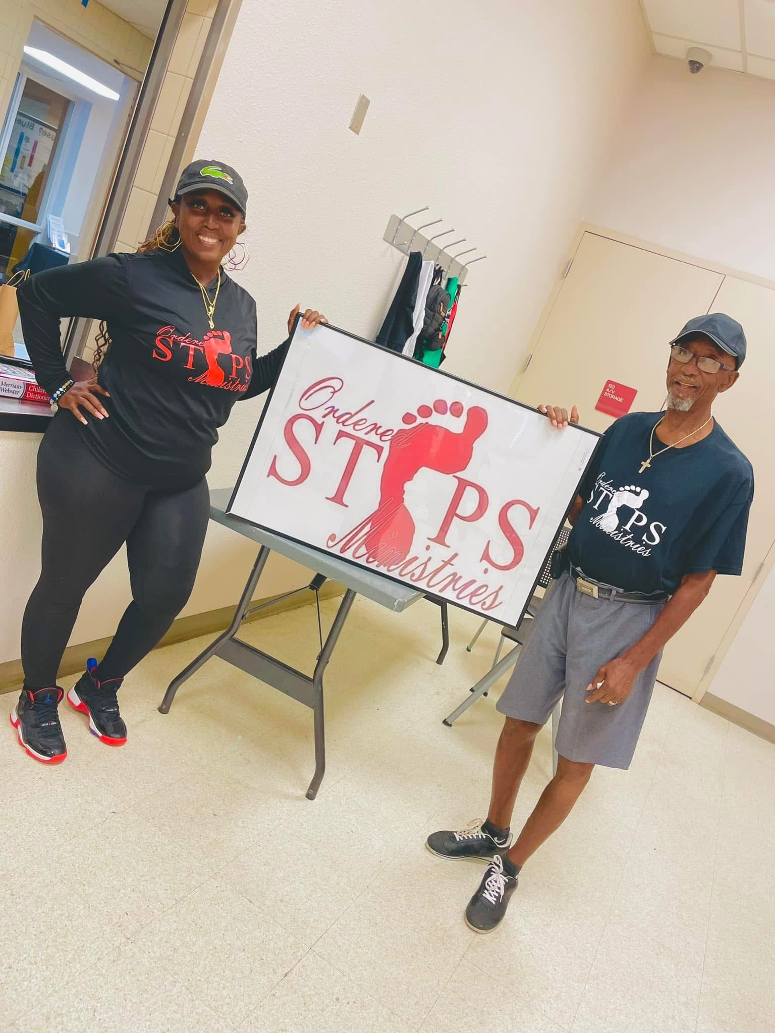 Ordered Steps event with volunteers